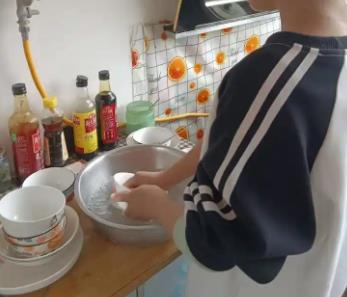 宁津帮妈妈做家务的收获有哪些？